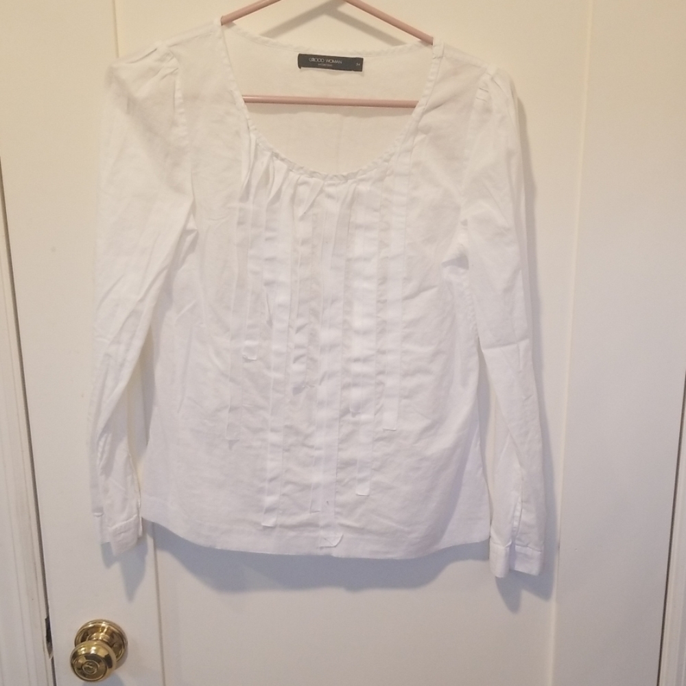 G2000 Small White Blouse With Ruffle Front